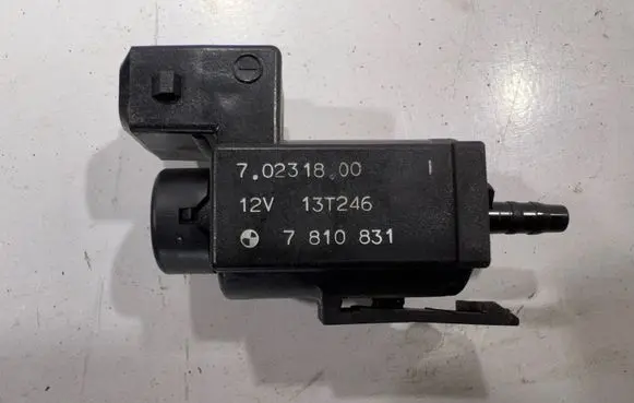 BMW 6 F06 Gran coupe Turbo solenoid valve 70231800 13T246 7810831