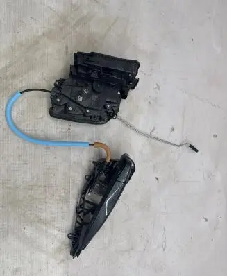 BMW X2 F39 Front door lock 7281934 18283810 7401210
