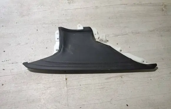 Lexus RC Other front door trim element 67706X7205