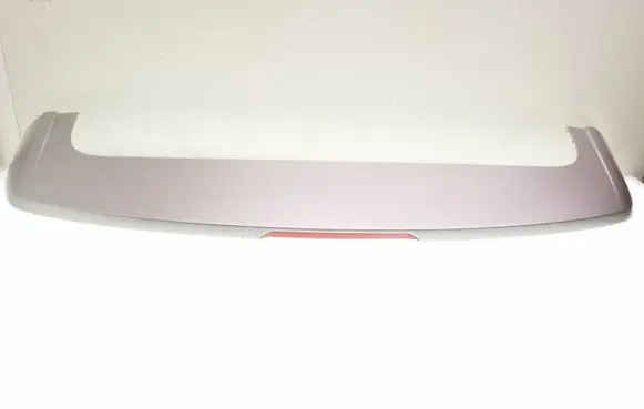 Tailgate/trunk spoiler