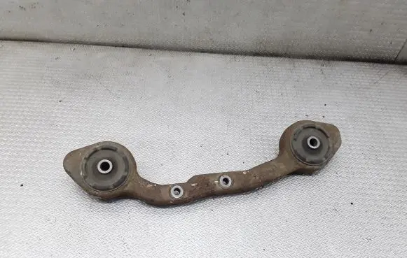 Lexus NX Rear differential/diff mount bracket 