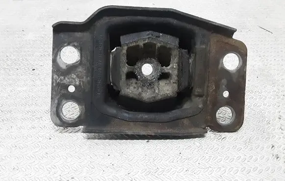 Ford S-MAX Engine mount bracket 30680700