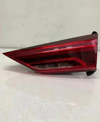 Audi Q3 F3 Tailgate rear/tail lights 83A945094A