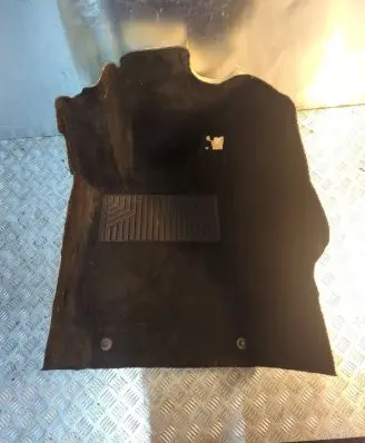 Mercedes-Benz C W204 Front floor carpet liner A2046800540 Z014Q007 510005067052