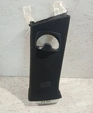 BMW 4 F32 F33 (B) pillar trim (top) 7276894