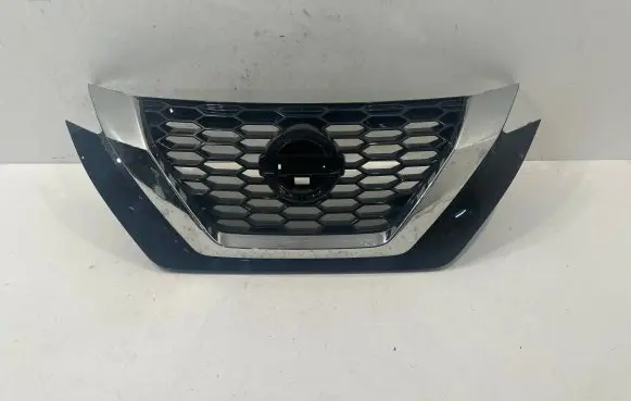 Front bumper upper radiator grill