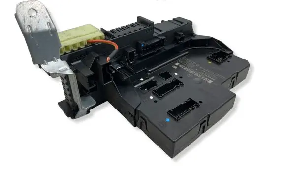 Mercedes-Benz C W204 Fuse module 2049001202 2045459032 2129022702