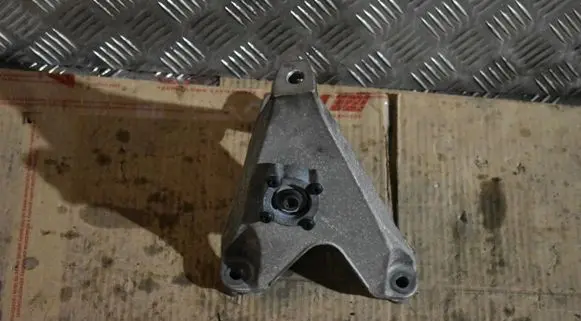 Porsche Panamera (971) Engine mount bracket 971199308D55525