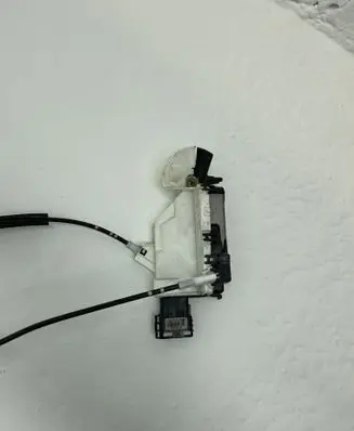 Citroen Berlingo Front door lock 4374N0270J2