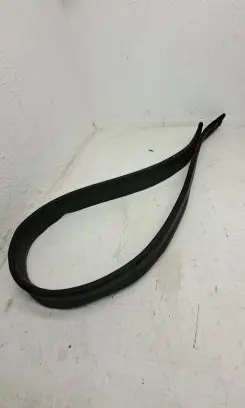 Mercedes-Benz CLS C218 X218 Engine compartment rubber A2126280800