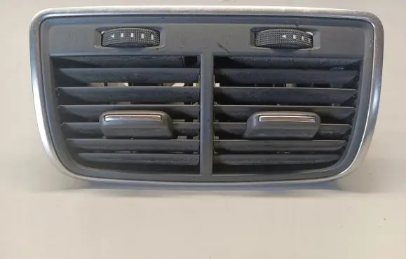 Audi A6 C7 Rear air vent grill 4G0819203