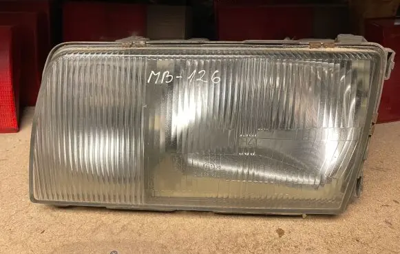 Mercedes-Benz S W126 Headlight/headlamp 1305620451 1305235048