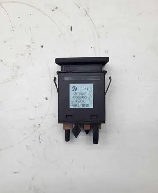 Volkswagen Golf IV Windscreen/window heater switch 1J0959621C