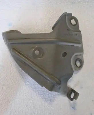 BMW X1 F48 F49 Fender mounting bracket 7351516