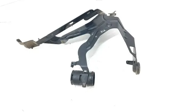 Volkswagen Touareg I Webasto auxiliary heater mount bracket 7L0819750C