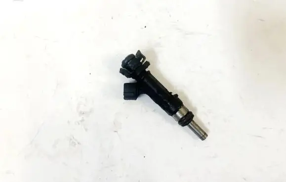Audi A6 S6 C6 4F Fuel injector 04b90958 30a232