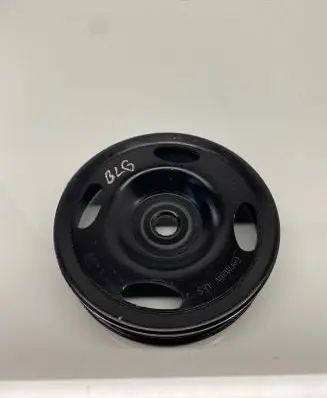 Volkswagen Golf V Crankshaft pulley 03D105255D