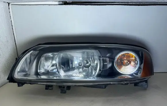 Volvo S60 Headlight/headlamp 30648218 89009298