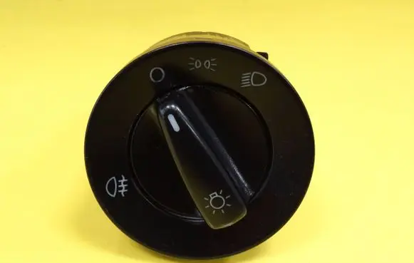 Volkswagen New Beetle Light switch