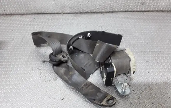 Fiat Doblo Rear seatbelt