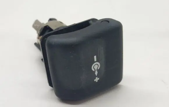 BMW X5 E53 12 V Socket (rear) 6904008