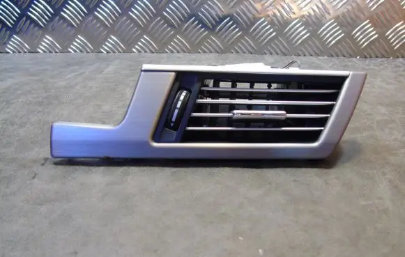 Mercedes-Benz E W212 Dashboard air vent grill cover trim A2128300254