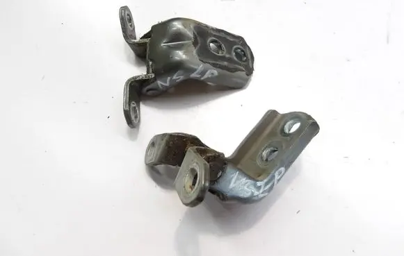 Nissan Qashqai Front door hinge set 