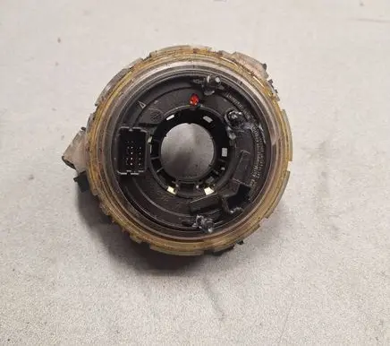 Audi A8 S8 D3 4E Airbag slip ring squib (SRS ring) 4E0907129M 01404631 KL0014046