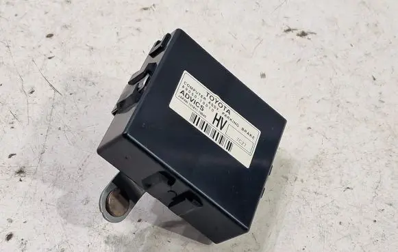 Toyota C-HR I Hand brake control module 8905010010