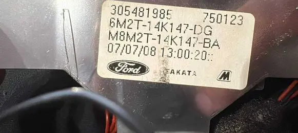 Ford Mondeo MK IV Steering wheel buttons/switches 6M2T14K147DG