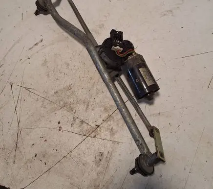 BMW 3 E46 Wiper motor DLB101560 0390241361 67638362156