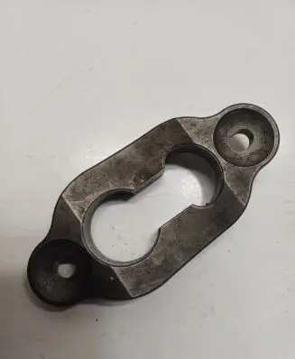 Mazda 6 Fuel Injector clamp holder SH01