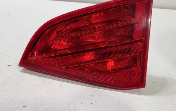 Audi A4 S4 B8 8K Tailgate rear/tail lights 8K9945094