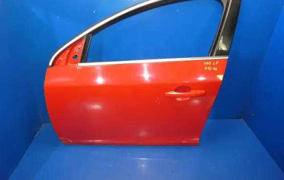 Volvo V60 Front door