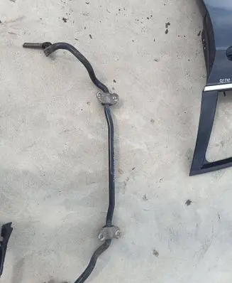 Front anti-roll bar/sway bar