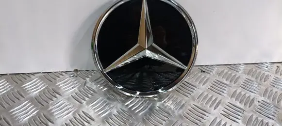 Mercedes-Benz B W247 Manufacturer badge logo/emblem A2478881602