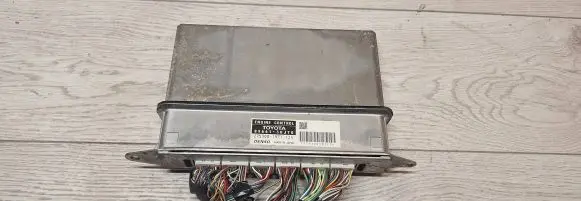 Lexus IS 200-300 Engine control unit/module 8966130J70