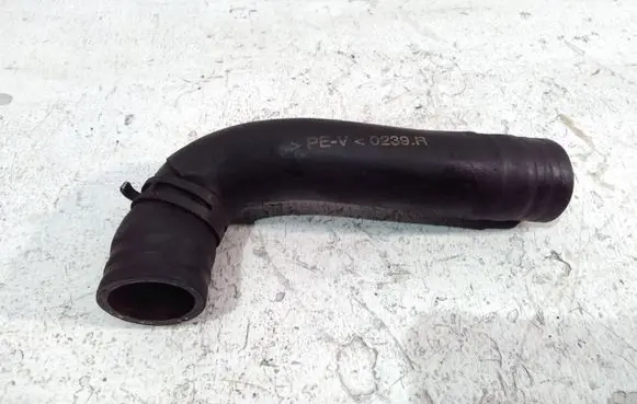Volkswagen PASSAT CC Engine coolant pipe/hose