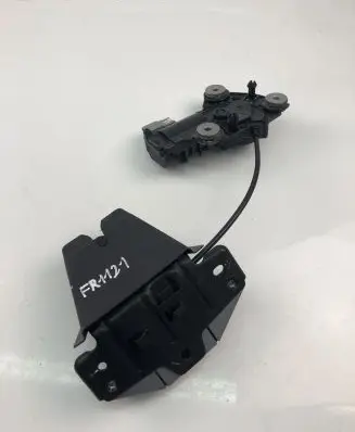 Volvo S90, V90 Tailgate/trunk/boot lock/catch/latch 31349975