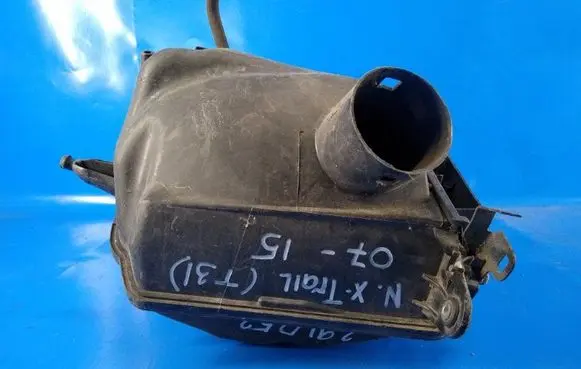 Nissan X-Trail T31 Air filter box 1026323S01