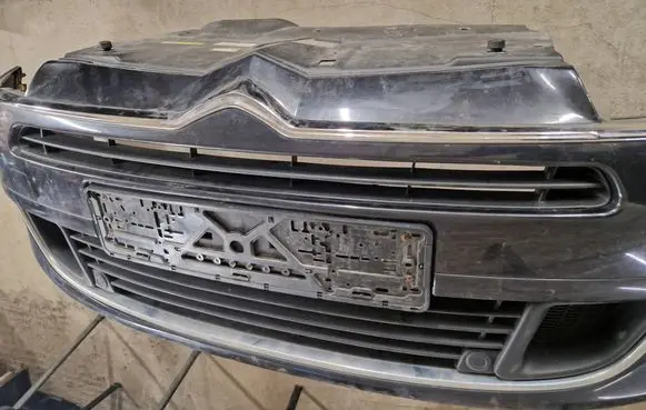Citroen C5 Front bumper 
