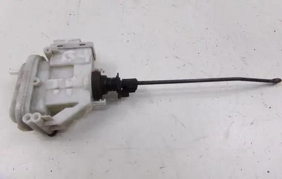 Volkswagen PASSAT B4 Central locking motor 357862153H