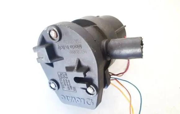 Subaru Forester SF Electric auxiliary coolant/water pump 67r010284 67r-010284