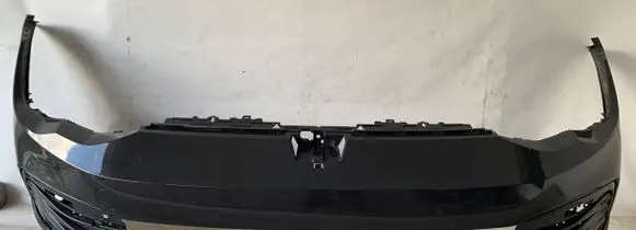 Volkswagen Golf VIII Front bumper 5H0807221H