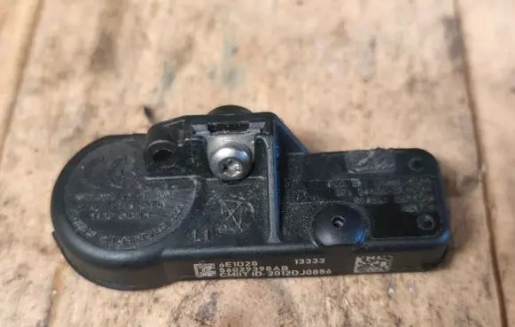 Tire pressure sensor
