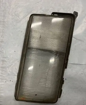 Mercedes-Benz 190 W201 Headlight lense