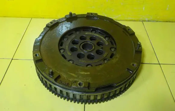 KIA Sportage Dual mass flywheel 1HTS3
