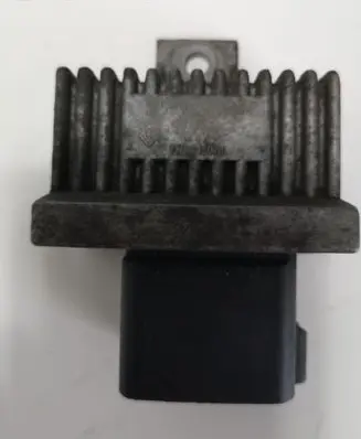 Opel Vivaro Glow plug pre-heat relay 7700115078