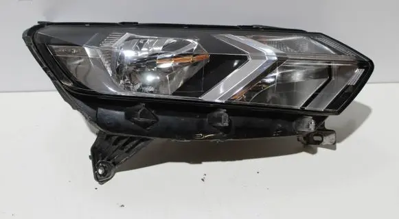 Dacia Sandero III Headlight/headlamp 260104188R