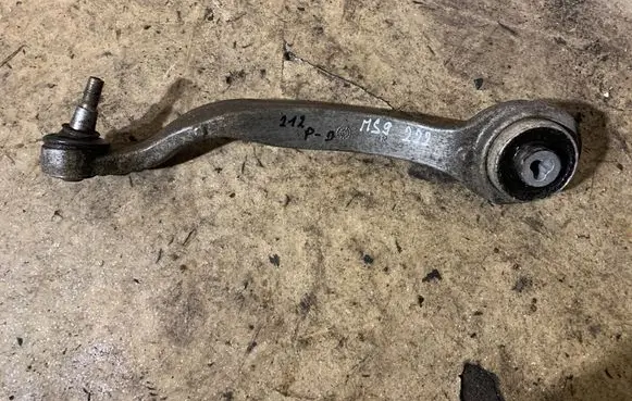 Front lower control arm/wishbone